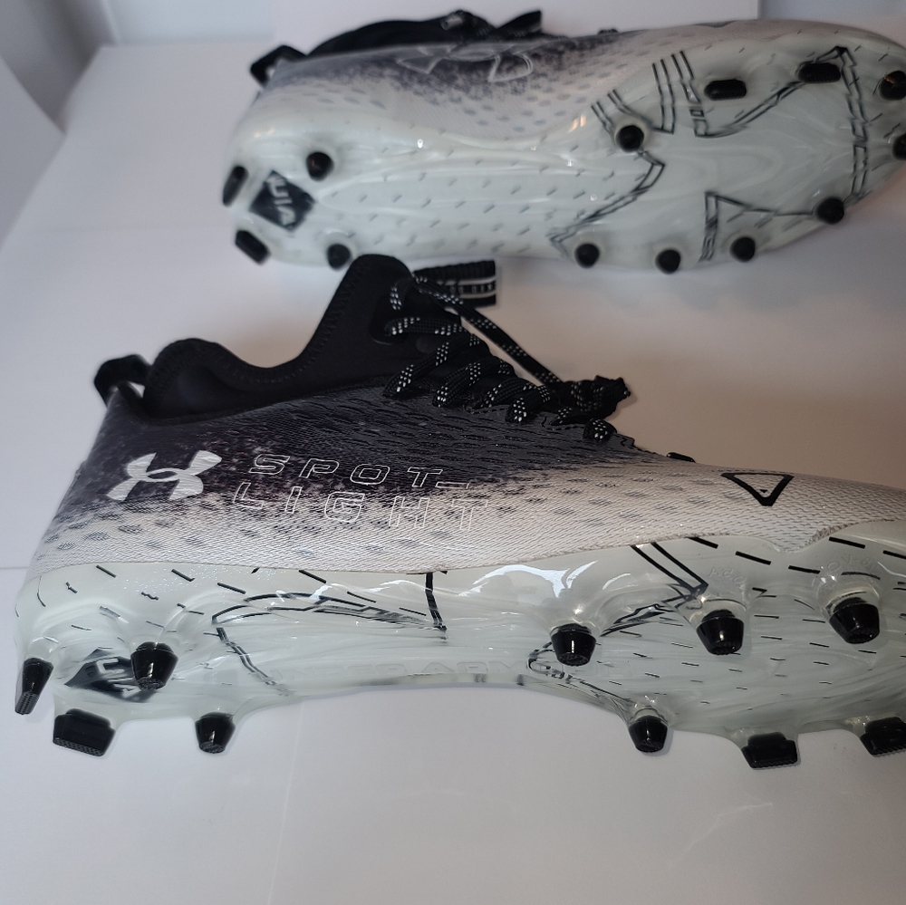 Under Armor Cleats - image 8